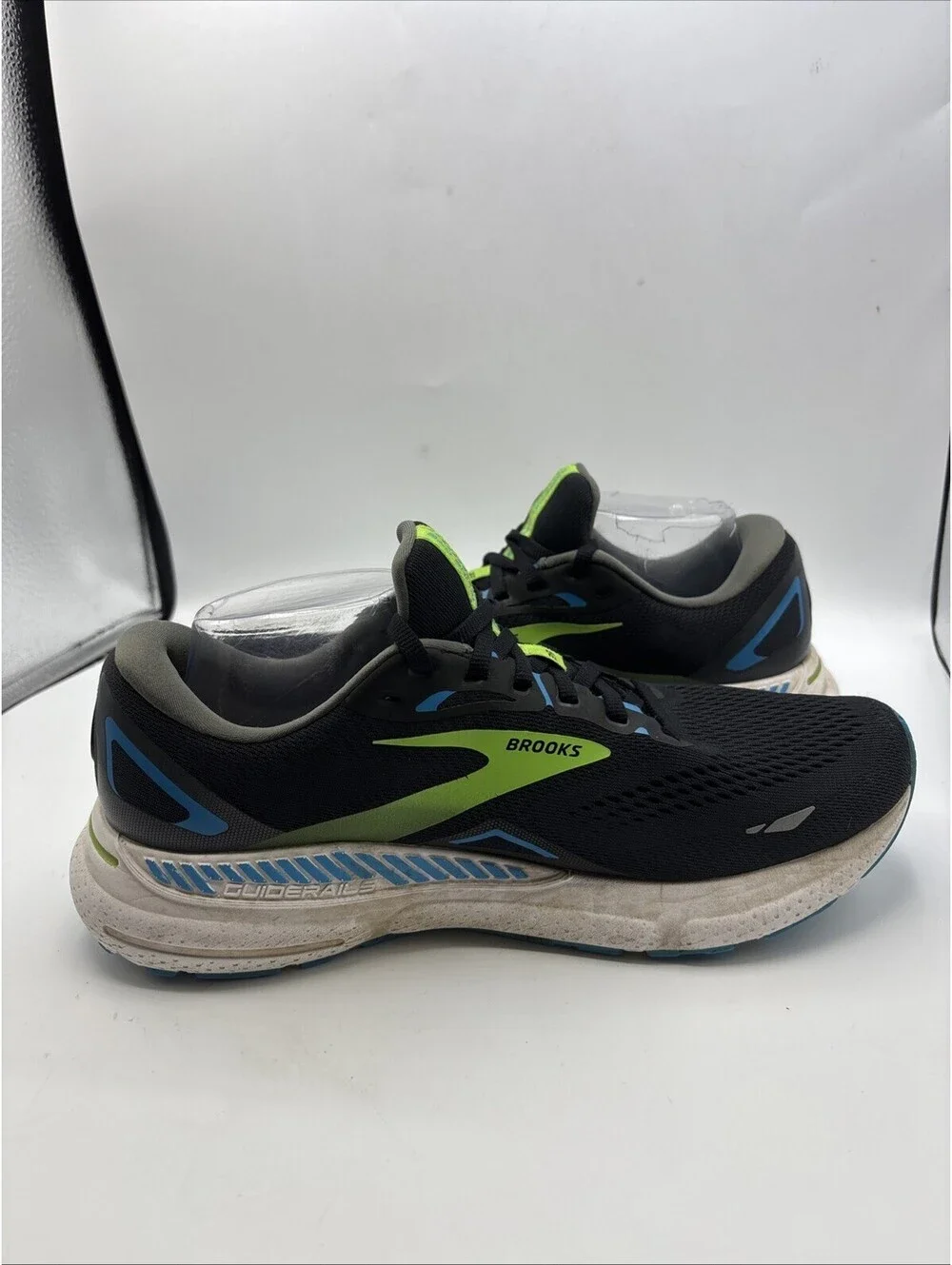 Brooks Adrenaline 23 Shoes Black Green Running Sneakers Athletic Size 9.5